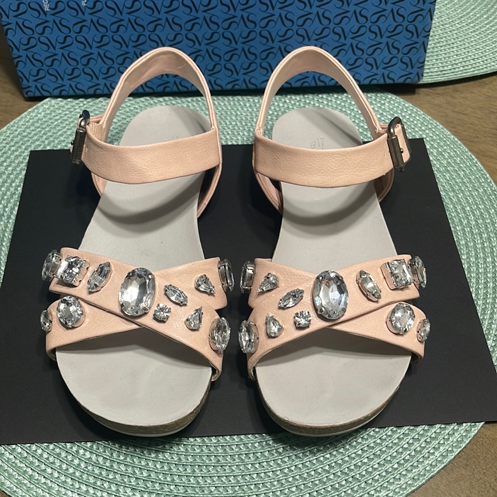 Simply Vera Sandals